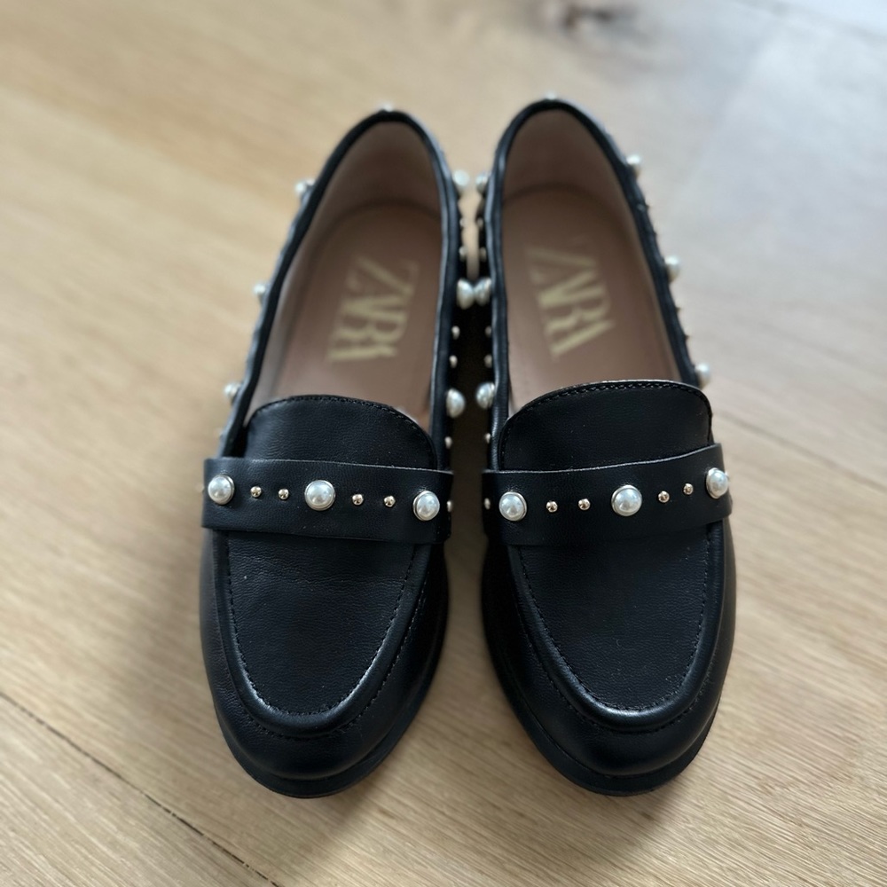 Zara Girls Black loafers Leather Shoes